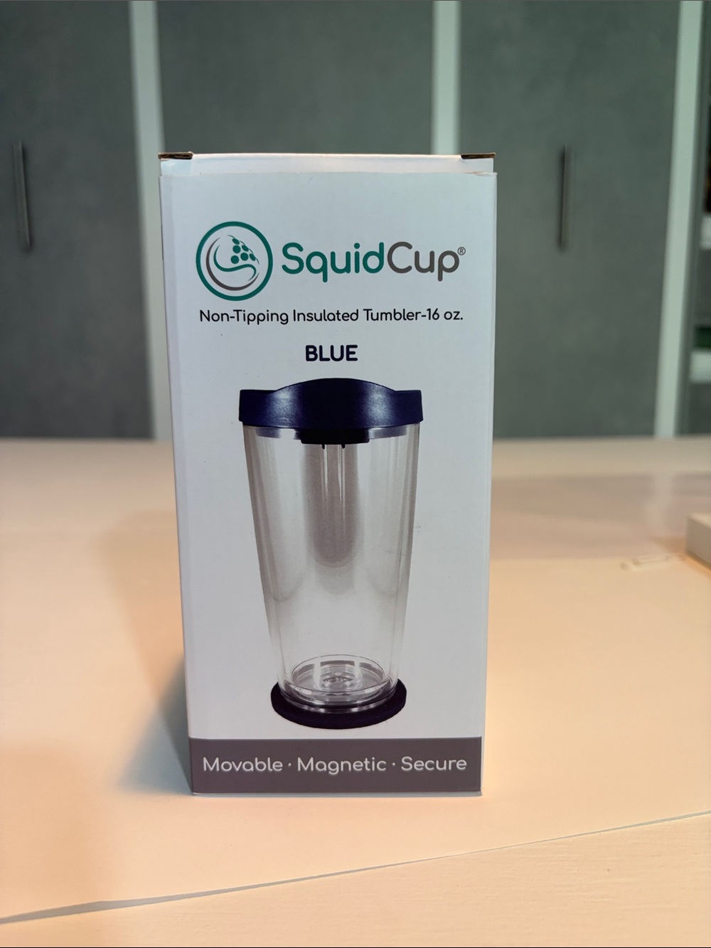 Squid Cup Magnetic base, Non-Tipping, Insulated Tumbler 16 oz - Blue